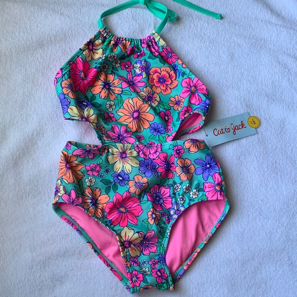 Cat and Jack swimsuit size XS 4/5